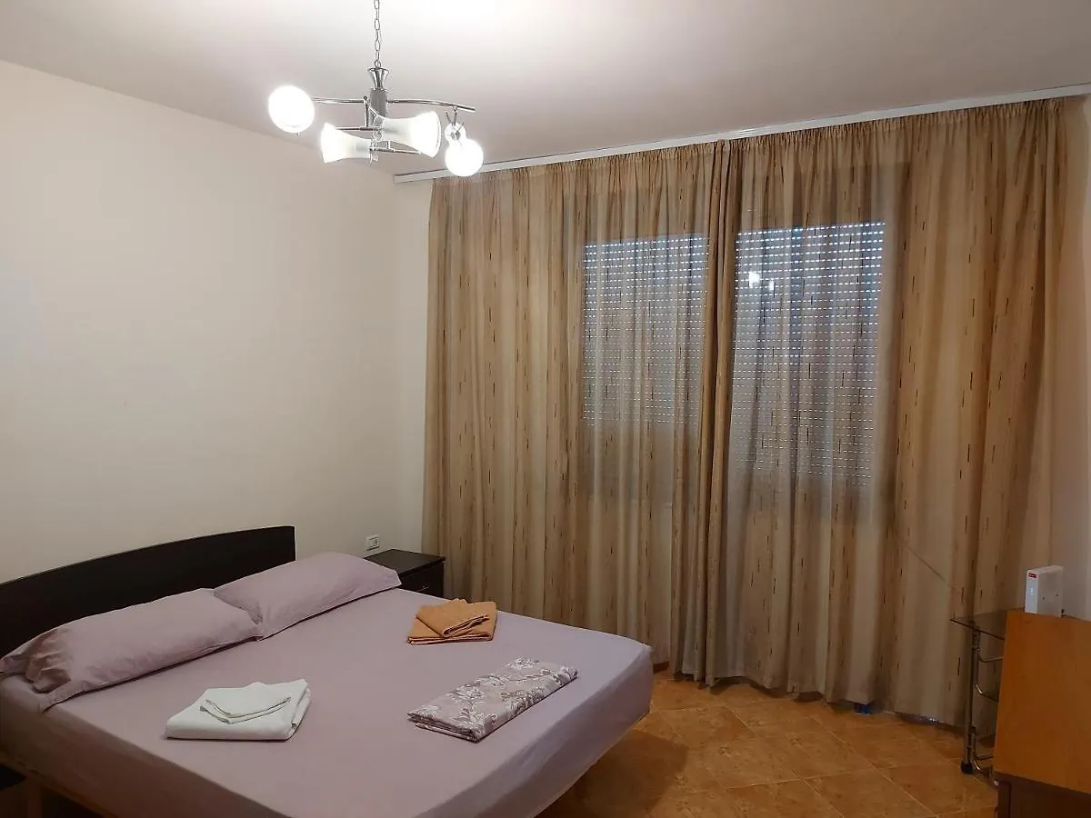 Mano' S Place Apartment Tirana Albania